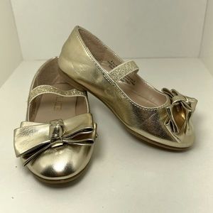 Girl’s toddler shoes